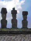 02.18.2006.Anakena.Moai.close.jpg (36557 bytes)