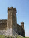 0628a.Montalcino.Fortress.jpg (95704 bytes)