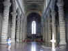 0629b.Orvieto.Cathedral.inside.jpg (112694 bytes)