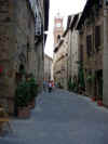 0630h.Montepulciano.Street.jpg (111818 bytes)